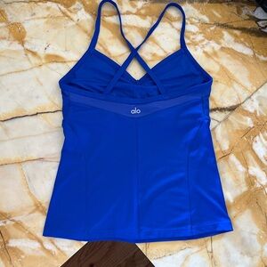 Alo Yoga fitted tank- M- NWOT